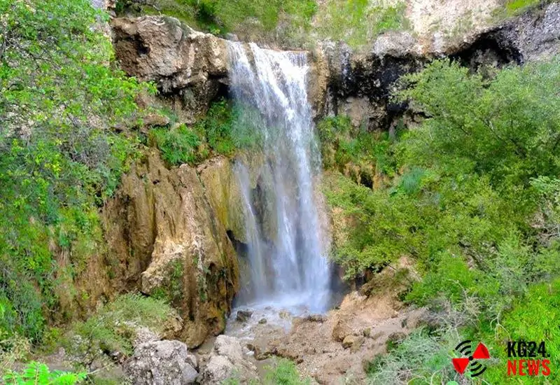 Малый водопад