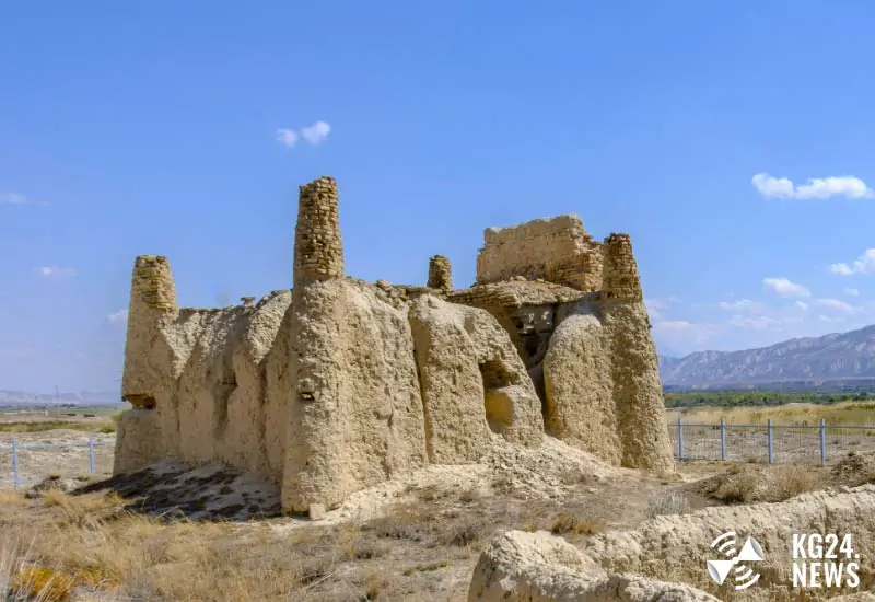 мавзолей Тайлак Баатыра