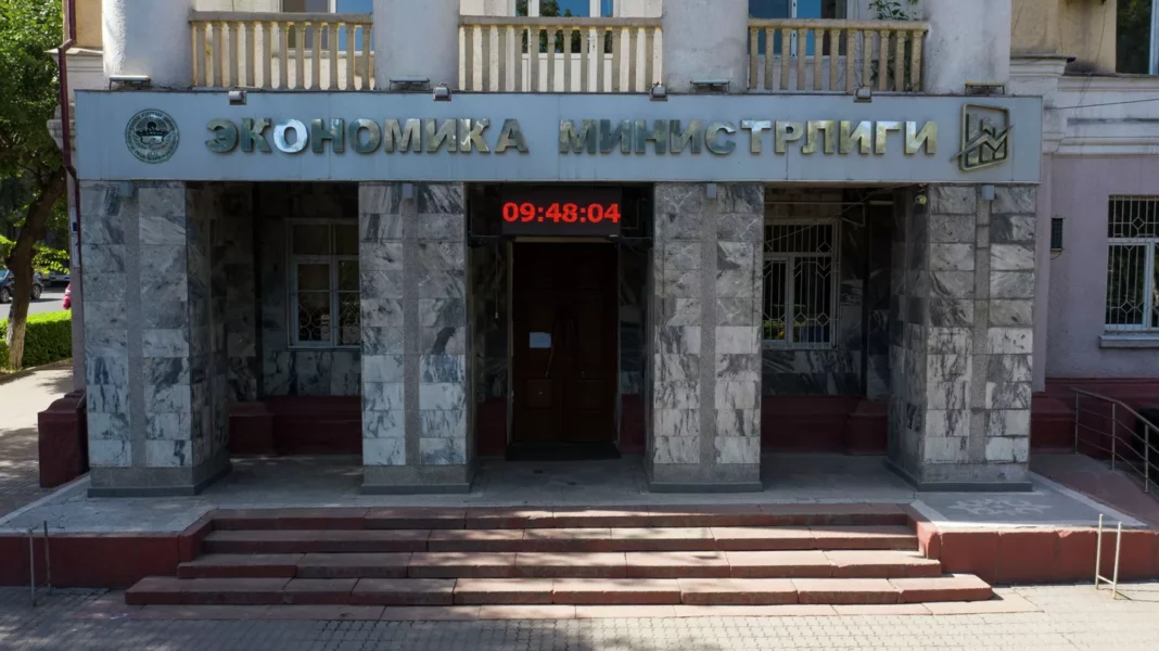 Казахстан пытается выставить экономический барьер для Кыргызстана внутри ЕАЭС
