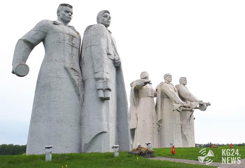 28 панфиловцев памятник