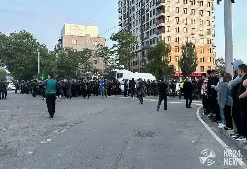Беспорядки в Бишкеке