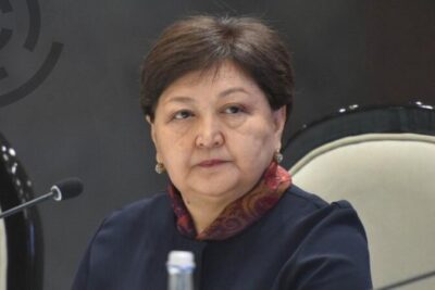 Министр труда Гулнара Баатырова
