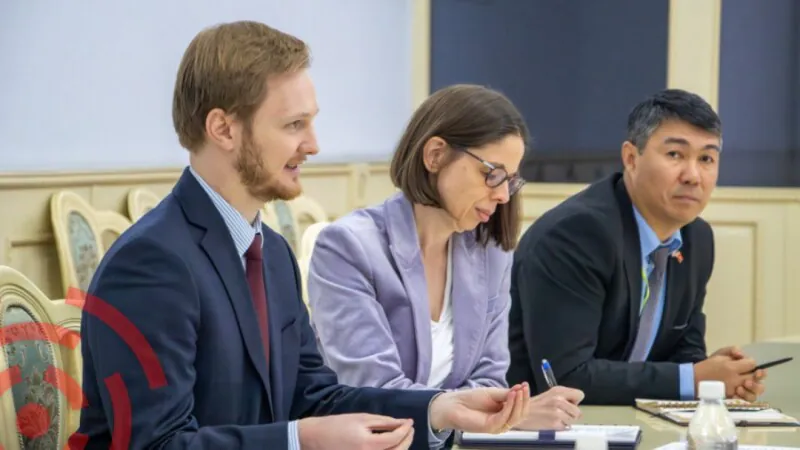 Кыргызстан и США обсудили сотрудничество в IT-секторе