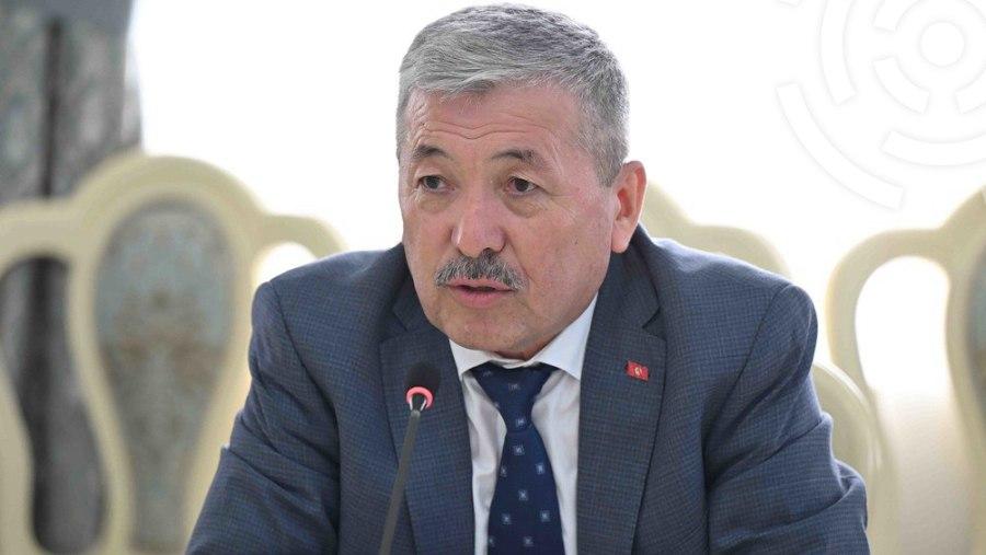 председатель кабинета министров Адылбек Касымалиев