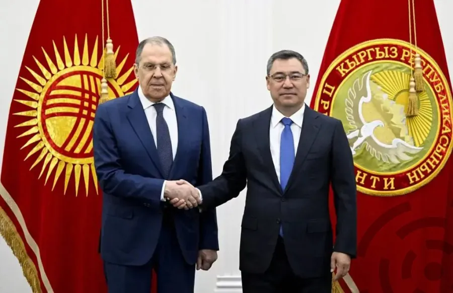 Садыр Жапаров и Сергей Лавров обсудили стратегические приоритеты Кыргызстана и России