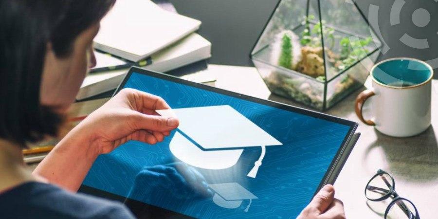В Кыргызстане начали выдавать цифровые дипломы