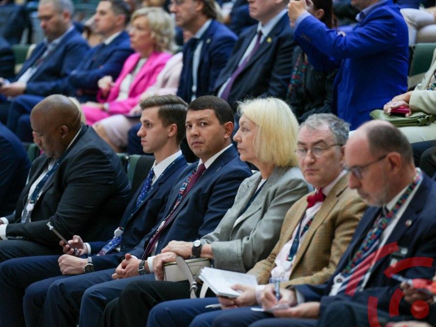 Кыргызстан представил своё культурное наследие на форуме объединённых культур