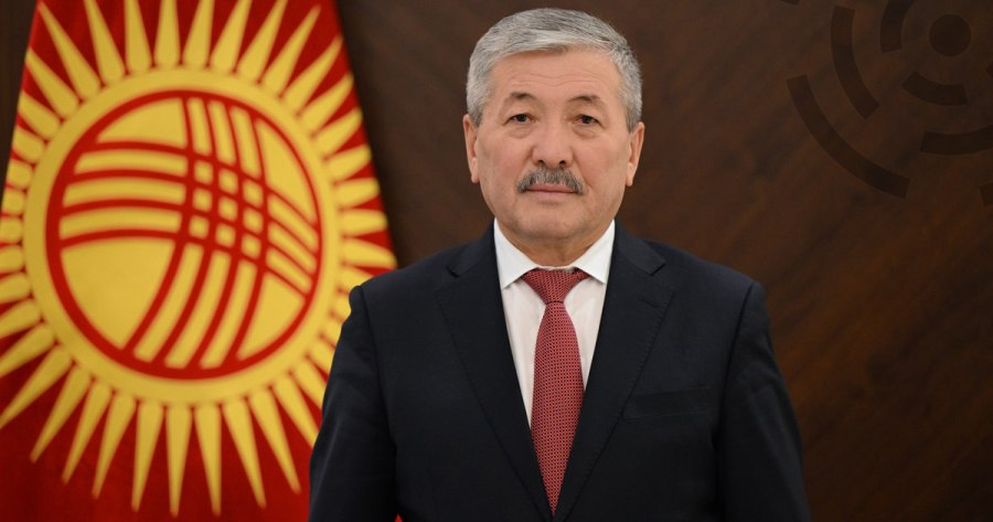 Премьер Адылбек Касымалиев поздравил учёных