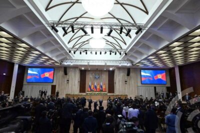 Переговоры Президентов Кыргызстана и России