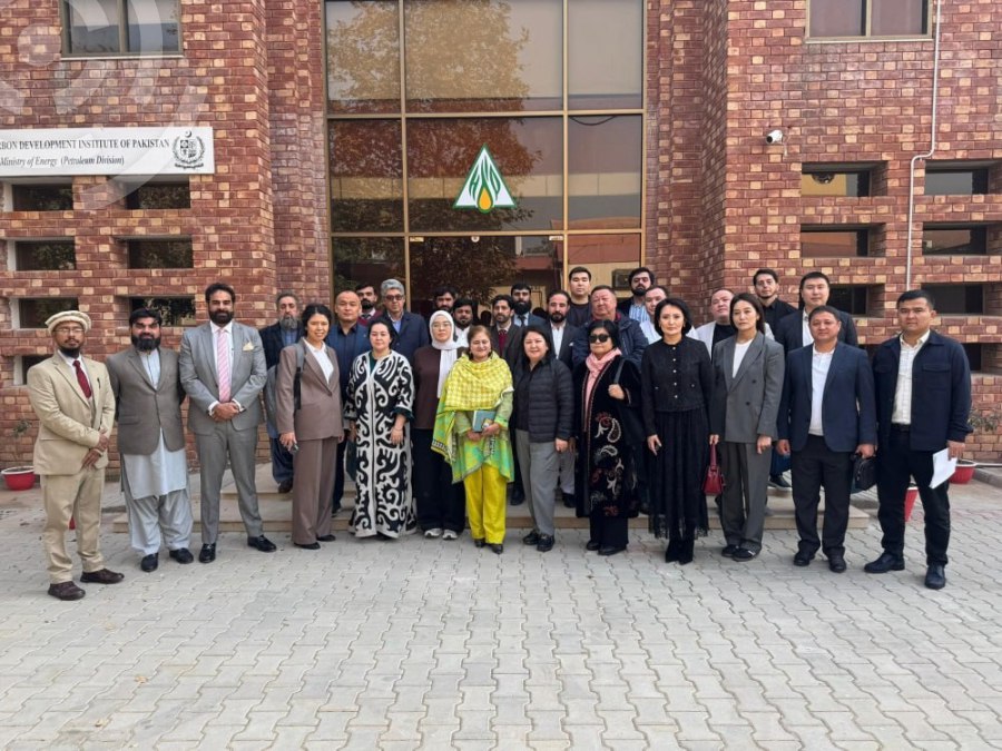 Кыргызстанская делегация в рамках официального визита президента Садыра Жапарова в Пакистан посетила ряд ключевых промышленных и научно-технологических объектов Исламабада