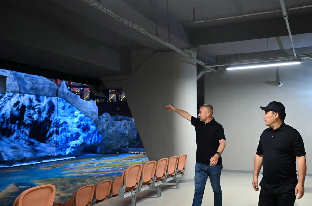 Жапаров инспектирует Бишкек Арену