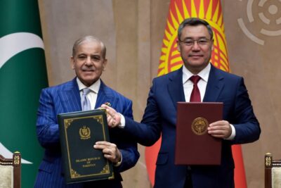 Кыргызстан и Пакистан подписали 16 двусторонних документов
