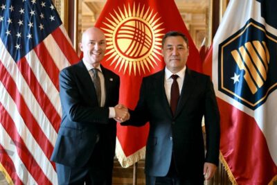 Президент Кыргызстана во время рабочего визита в США провёл переговоры с губернатором штата Юта