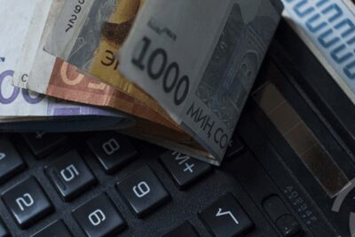 Налоговый вычет хотят увеличить до 1000 сомов — работники сэкономят всего 35 сомов в месяц